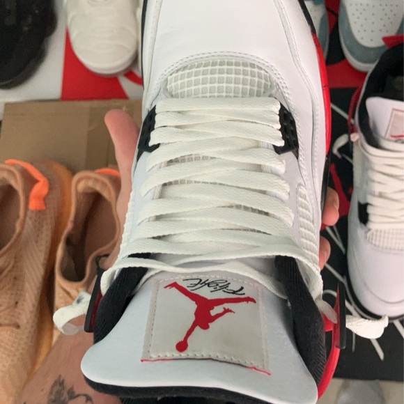 Jordan 4 red cement size 11 - Picture 4 of 6